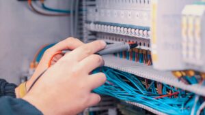 Structured cabling installation process in residential building electrical networks